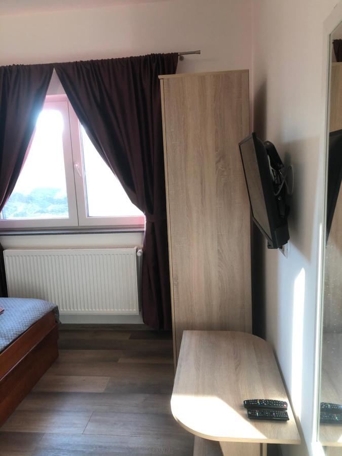 Pensiunea Giulia Home Dezmir Exterior foto