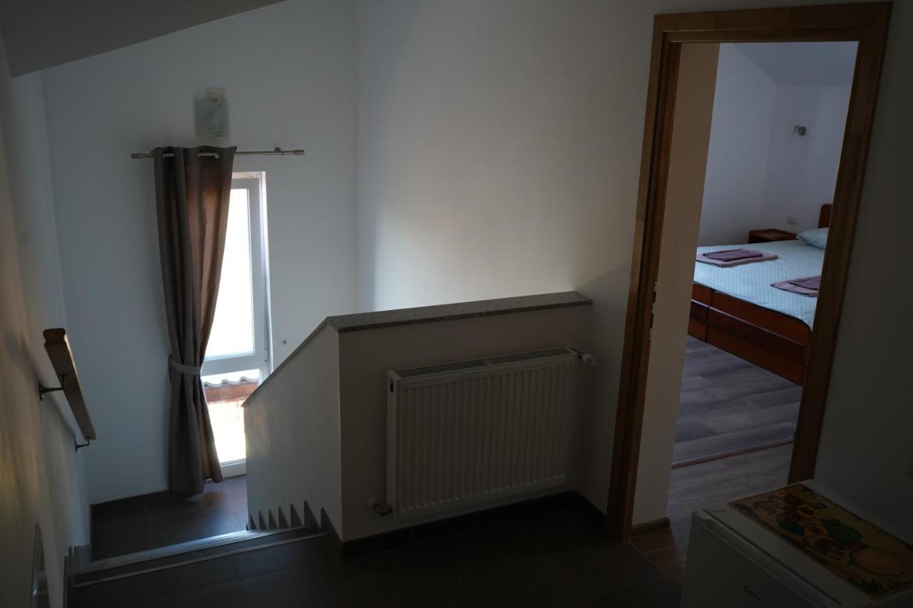 Pensiunea Giulia Home Dezmir Exterior foto